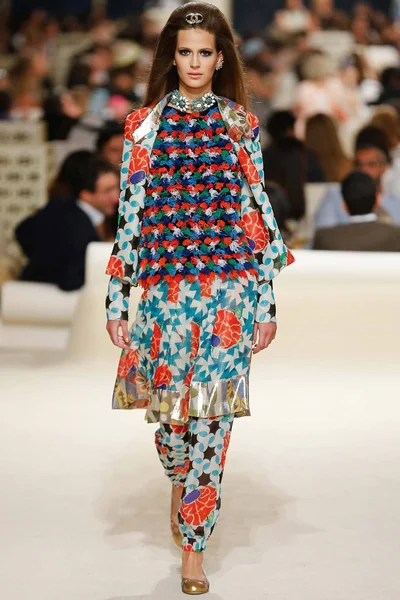 Look 46